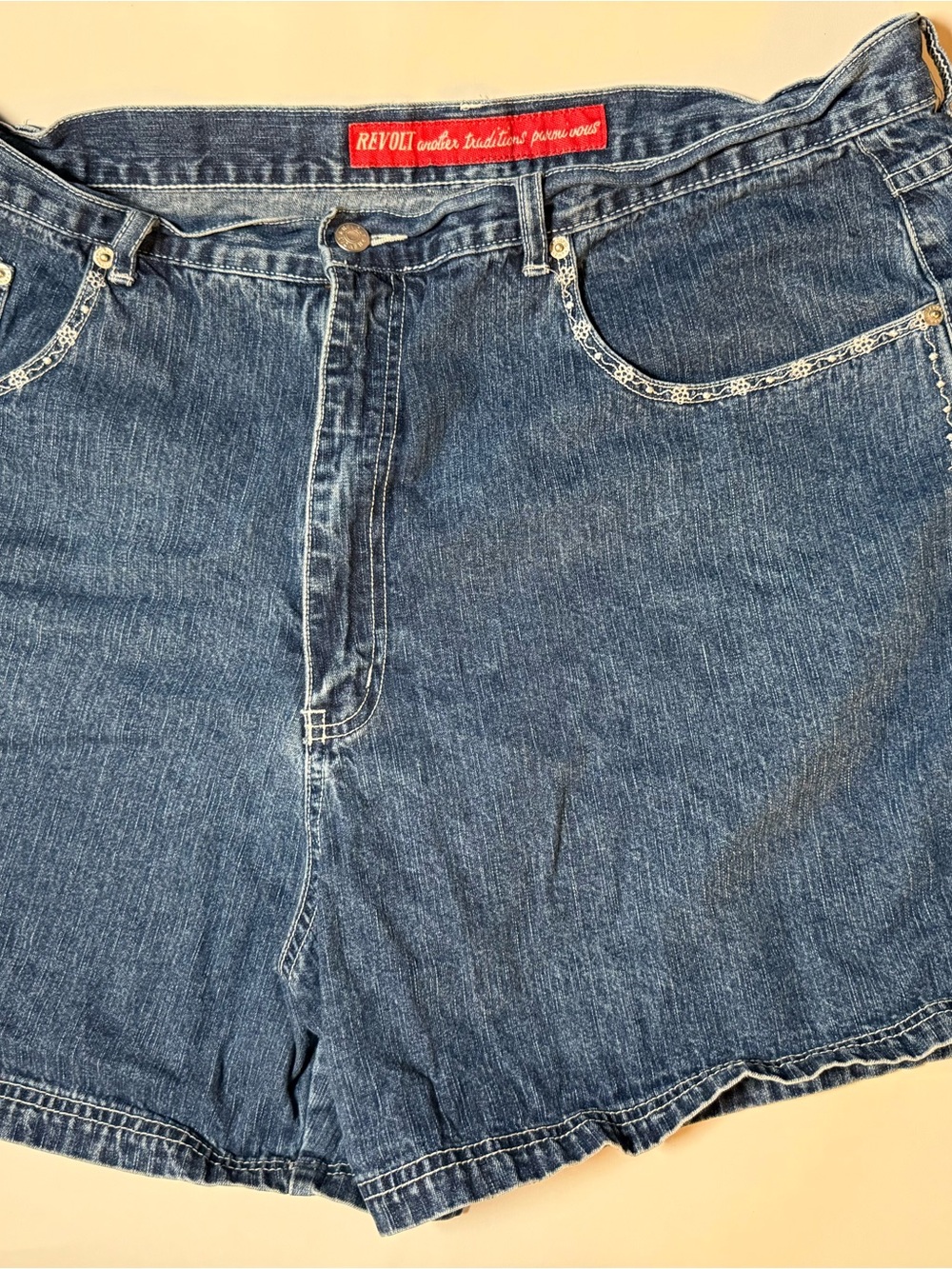Vintage Y2K Plus Revolt Women's Medium Blue Denim Shorts with Decorative Trim